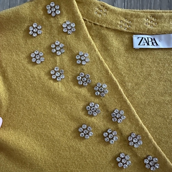 ZARA Yellow Embellished Cardigan - Picture 5 of 8